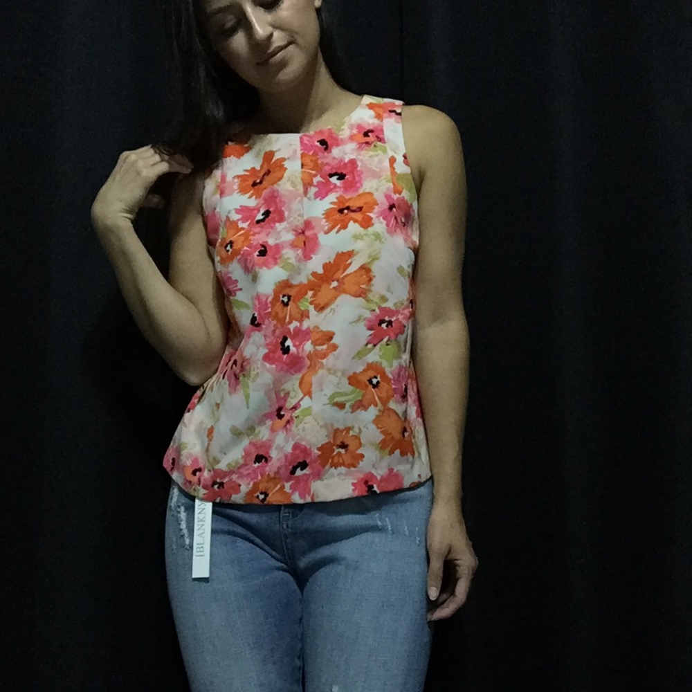 🌸 Ann Taylor LOFT Floral Blouse